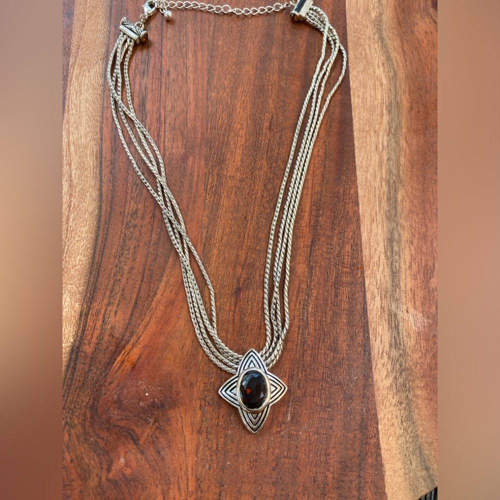 Vintage Avon Multi/Stand Silver Toned Star Amber Gemstone Pendant Necklace